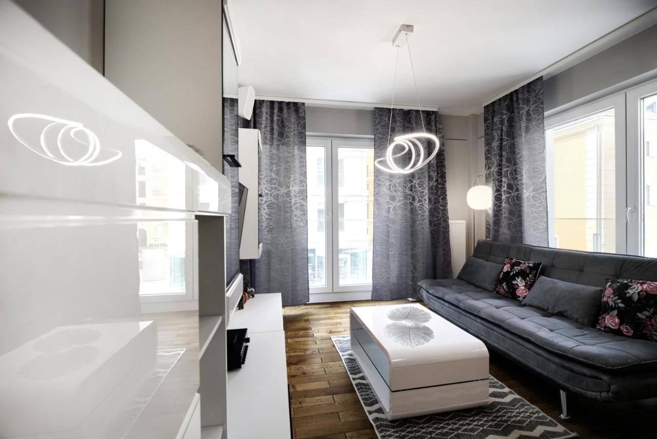 Aboutartapartments - Twin Towers Wroclaw Ngoại thất bức ảnh